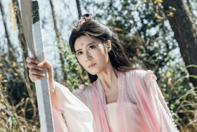 偷听我新生后，战神娘子威震朝堂