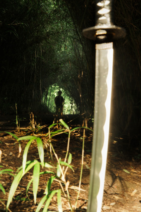 赐我一把斩断过去的利刃