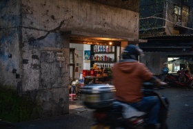 雨夜