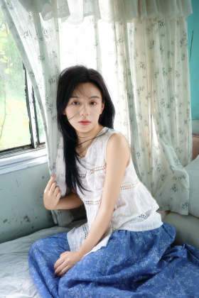 风说了很多 把夏天注得盈满