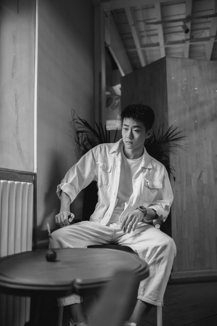 心灵深处如果你厌弃红尘纷扰每一个人在自我的世界写着给自己的孤独书
